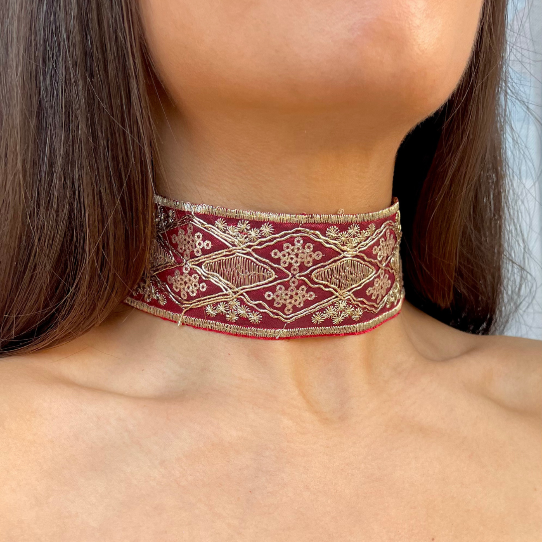 Choker rombos bordado