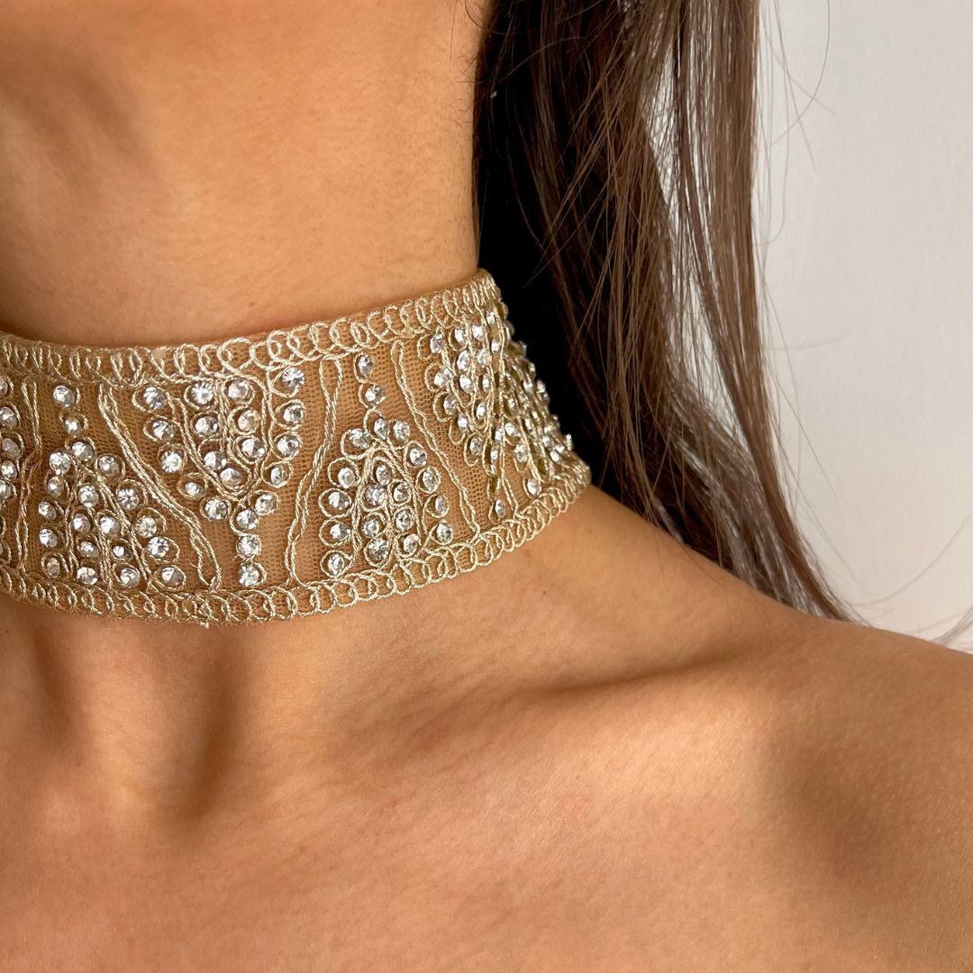 Choker brillante de invitada