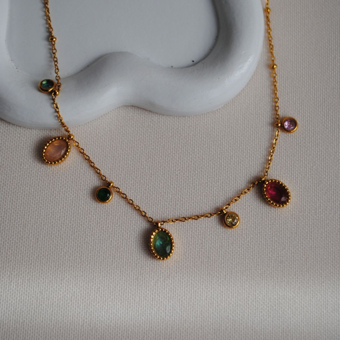 Collar brillos de colores