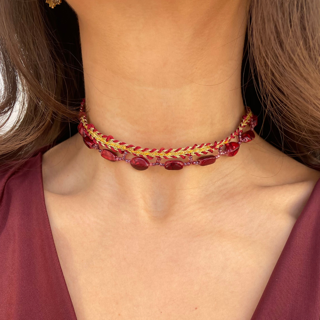 Choker piedras dorado