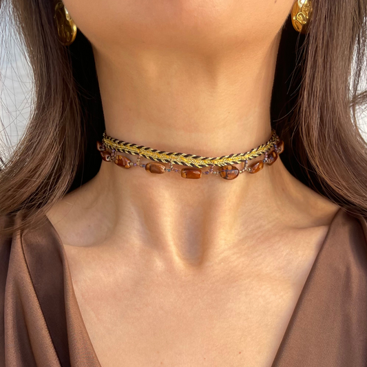 Choker piedras dorado